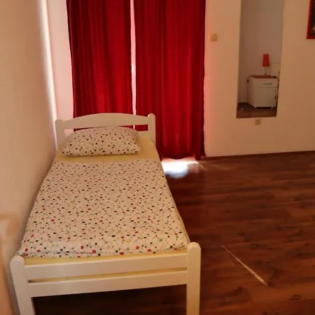 & Jozic Отель типа 