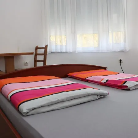 & Jozic Отель типа 