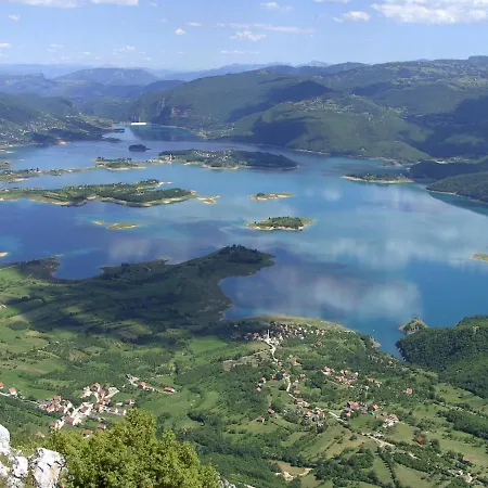 & Jozic Отель типа 