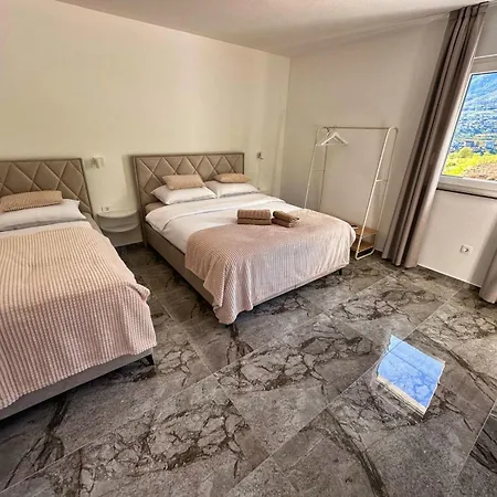 Rooms&apartment Jozić Bed & Breakfast 3*