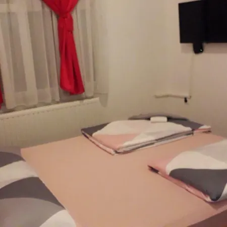 & Jozic Bed & Breakfast